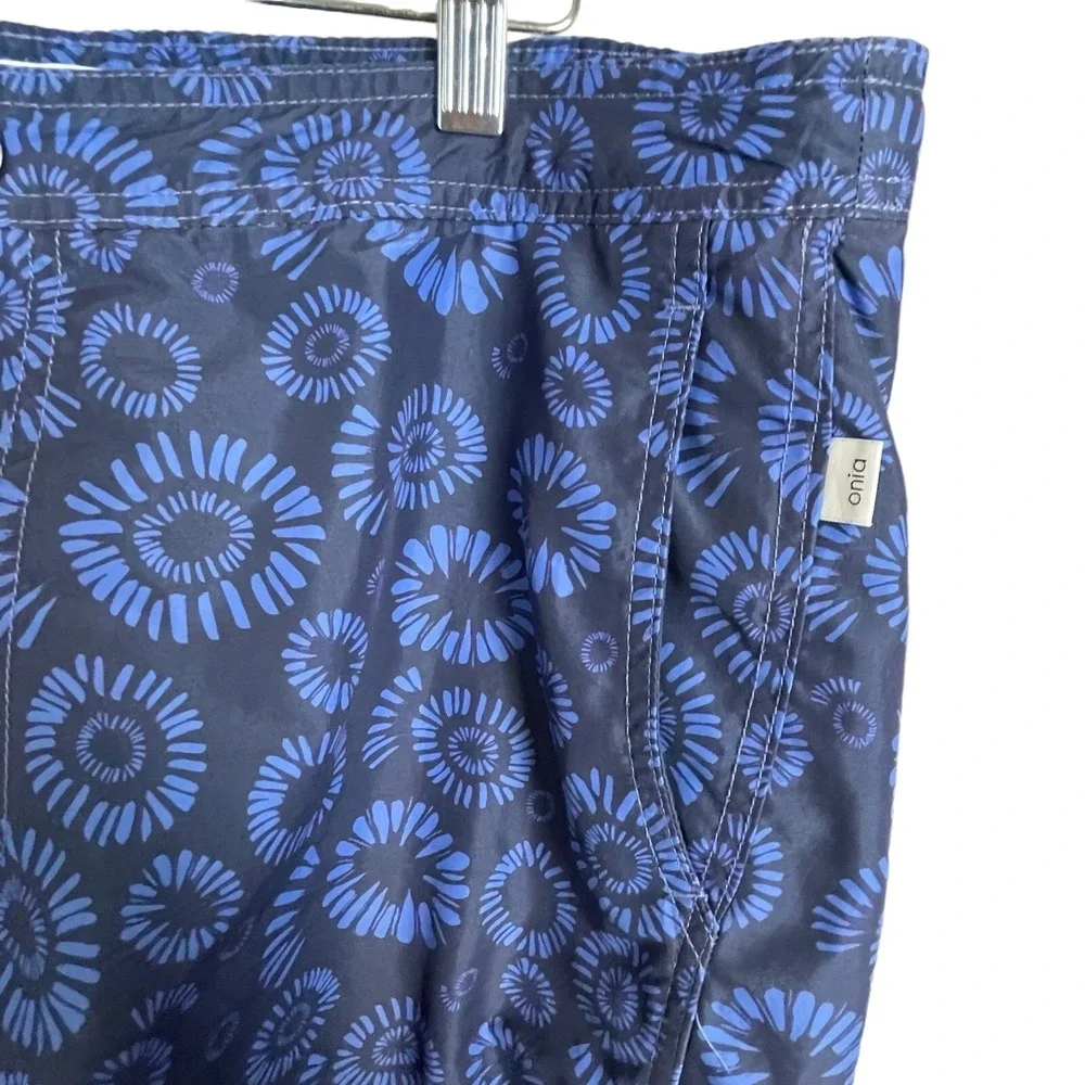 Onia Swim Shorts‎ Men XL Blue Floral Medallion Charles Trunks 7.5